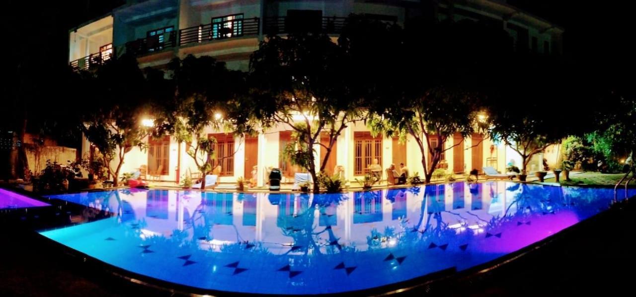 Wavelength Hotel Mirissa Exterior foto