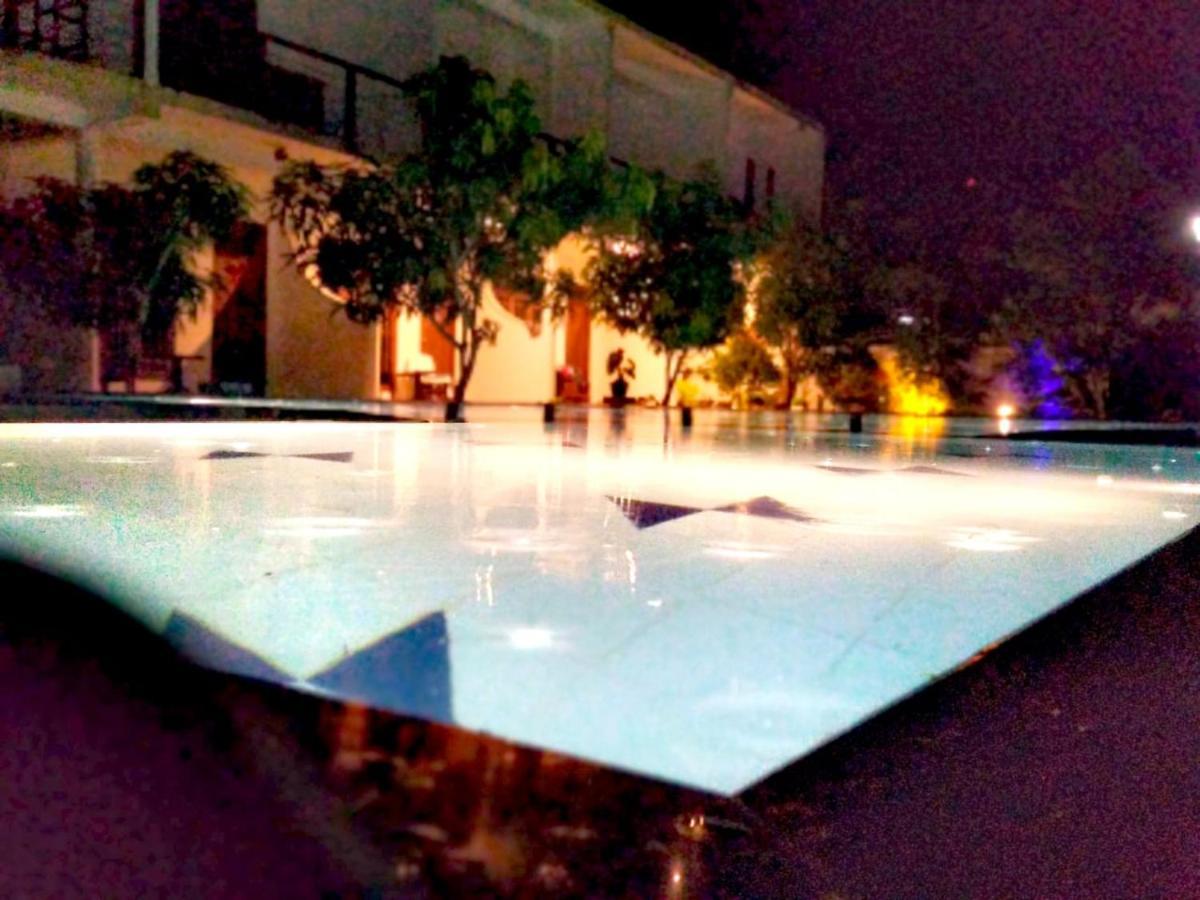 Wavelength Hotel Mirissa Exterior foto